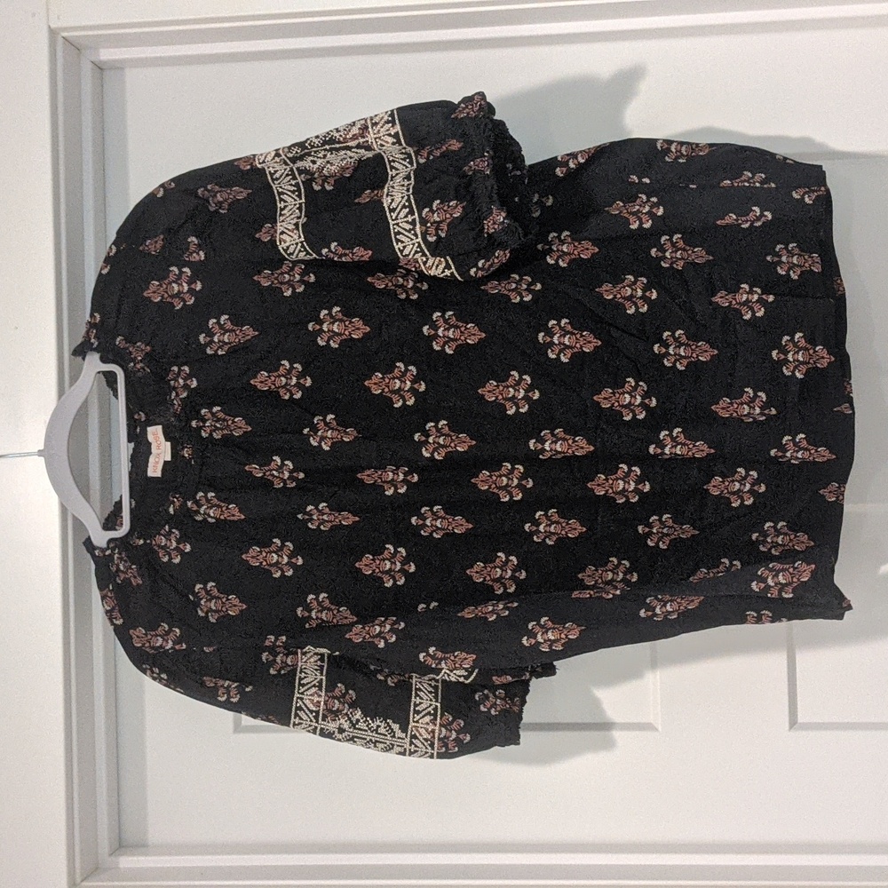 Knox Rose women's size large puff sleeve blouse